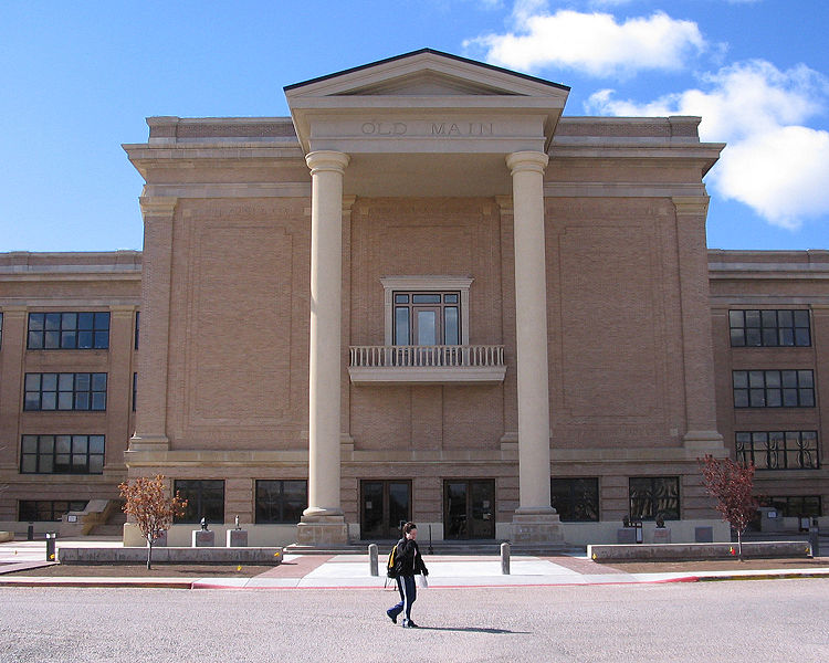 anyon_Texas_-_WTAMU_-_Old_Main_Building